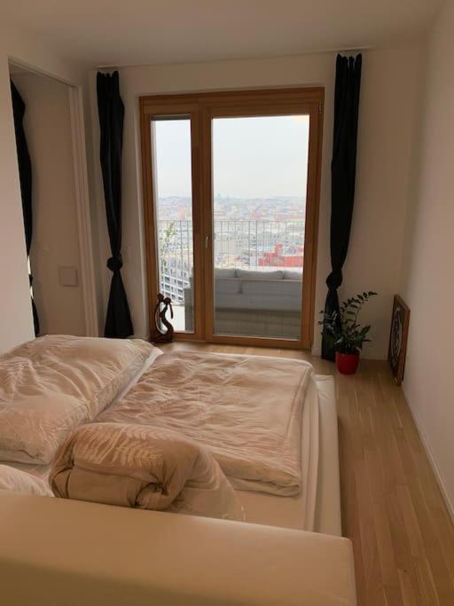 Stunning View Over Vienna In City Center Apartment Luaran gambar
